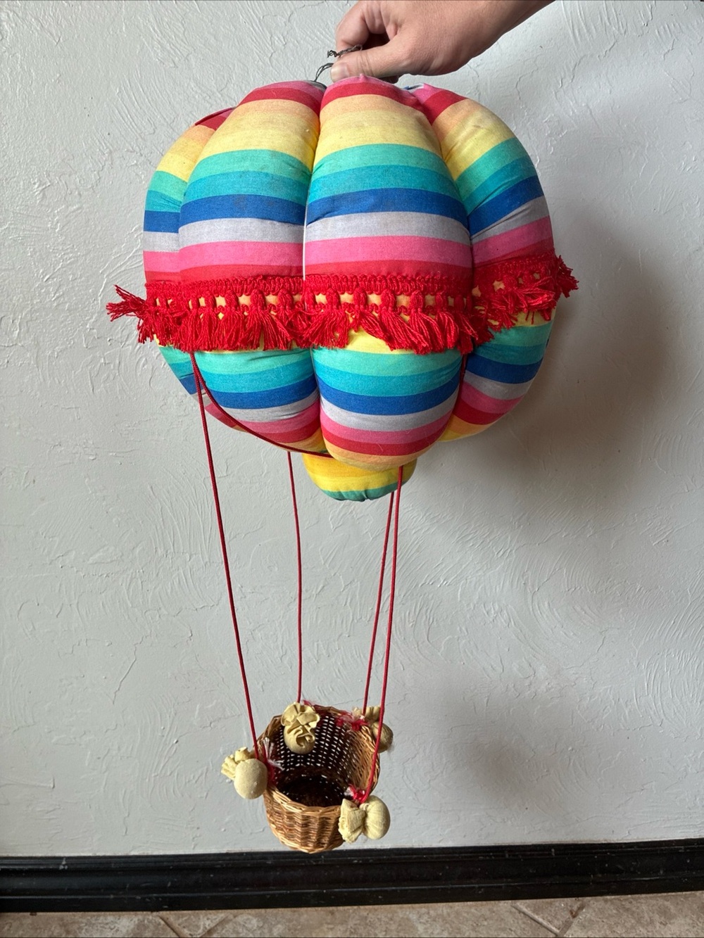 Hugachum 80’s Hot Air Balloon hanging plush